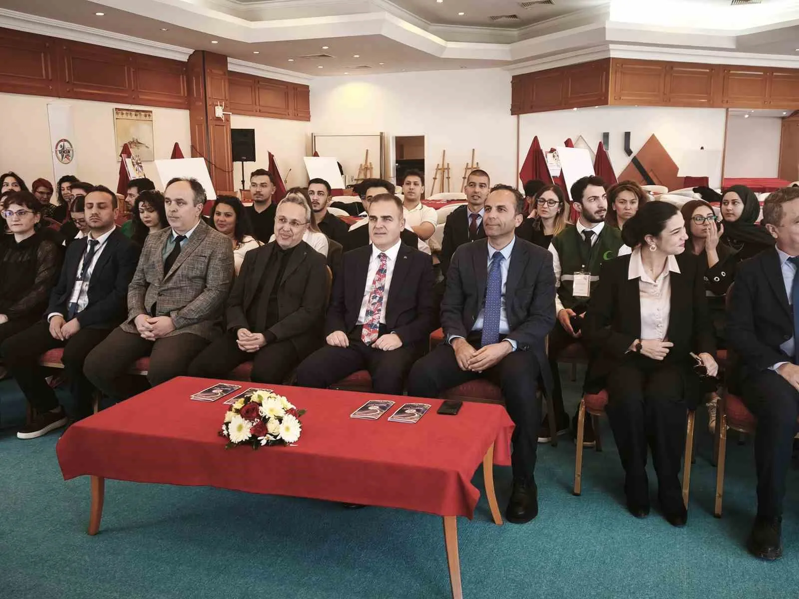 Muğla Valisi Dr. İdris Akbıyık, "2026 Gençlik Yılı" kapsamında düzenlenen