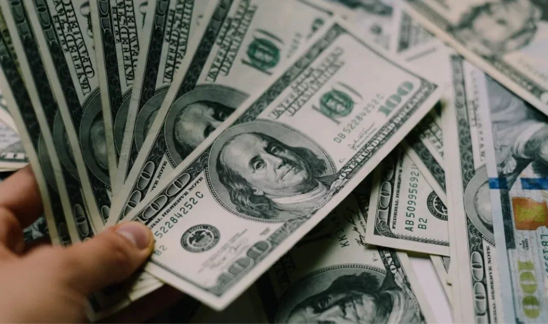 İstanbul Kapalıçarşı’da döviz kurları yeni güne yükselişle başlarken, dolar 44,86