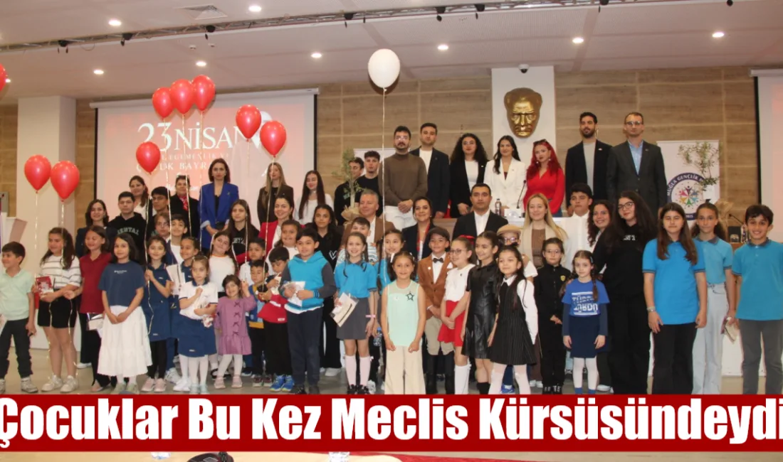 Muğla Gençlik Meclisi’nin düzenlediği 23 Nisan etkinliğinde gerçek meclis salonu