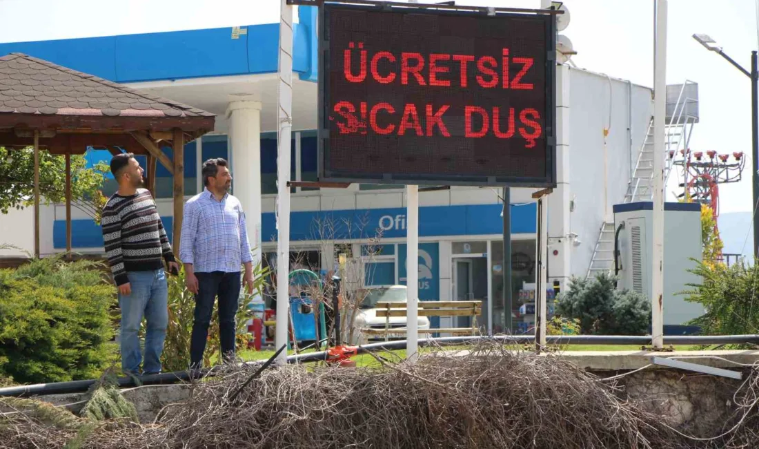 Suluova karayolunda bir akaryakıt istasyonu, 5 yıldır sürdürdüğü ücretsiz sıcak