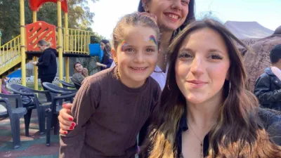 Ula Akçapınar'da düzenlenen ve geleneksel oyunlardan sanat atölyelerine kadar pek