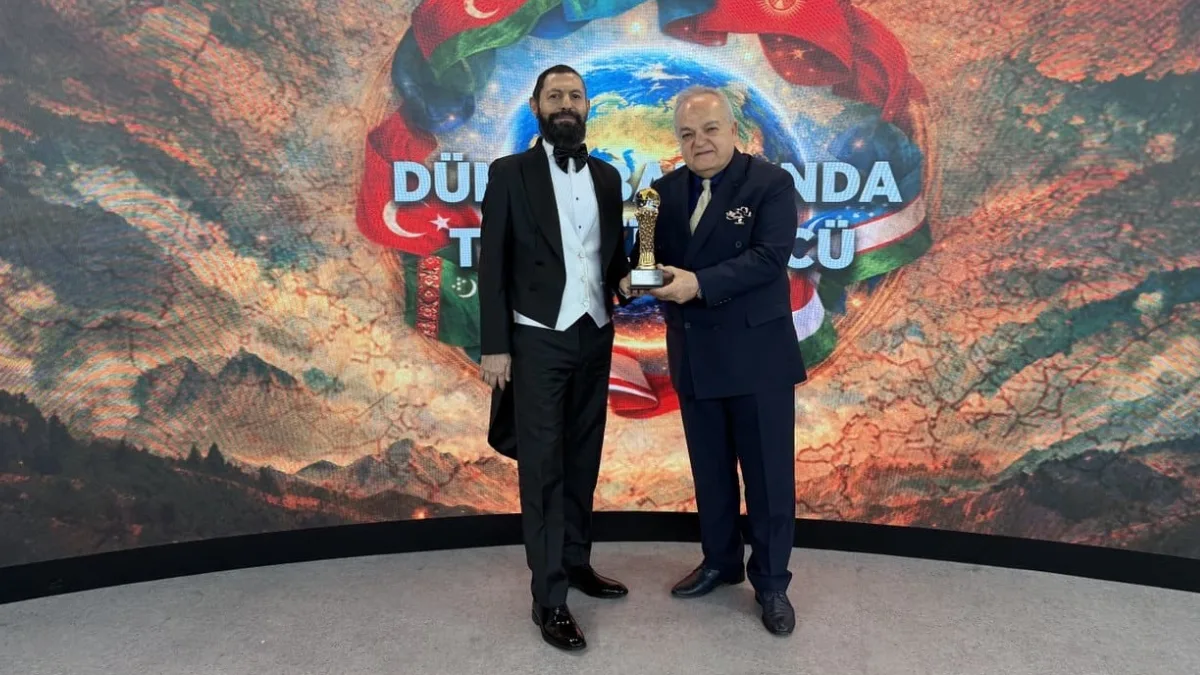 
International Peace Prize ödüllü, Nobel Barış Ödülü adayı, barış aktivisti