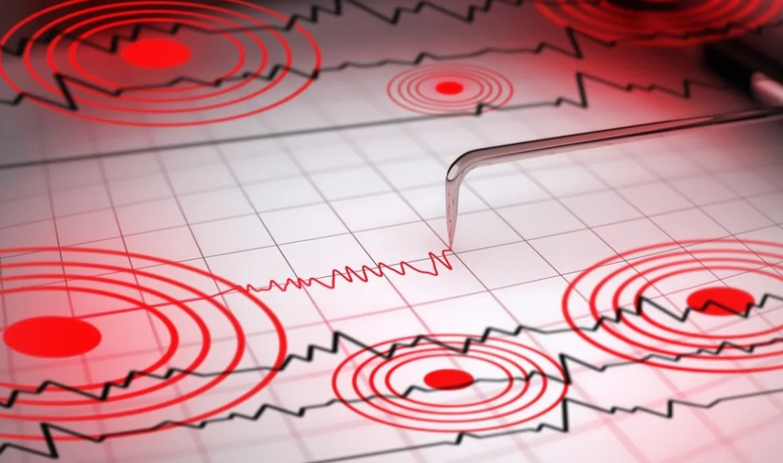 Antalya’nın Demre ilçesi açıklarında bu sabah 5 dakika arayla meydana