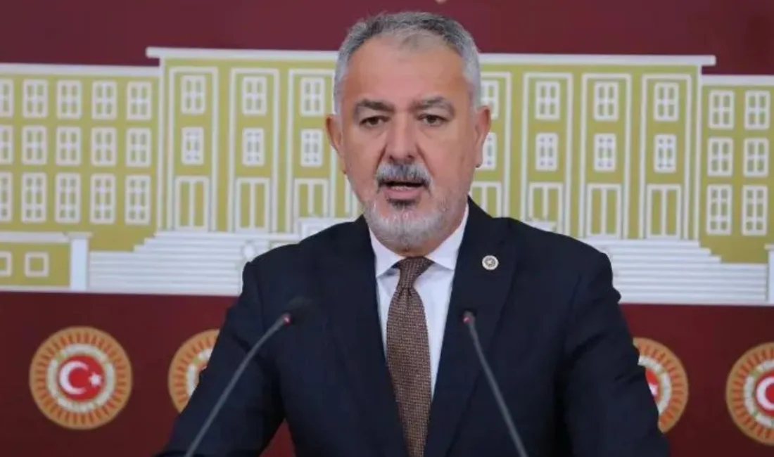 CHP Muğla Milletvekili Cumhur Uzun, Muğlaspor ile Şanlıurfaspor arasında oynanan