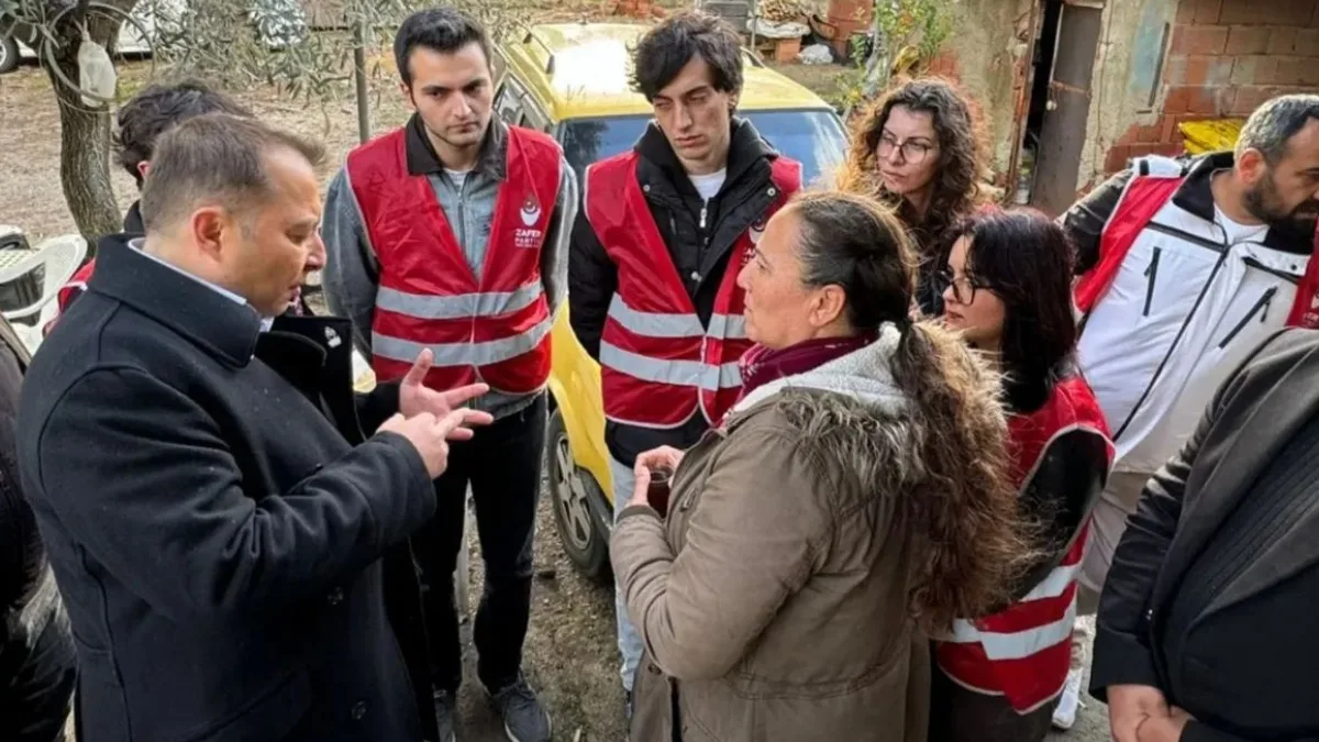 Zafer Partisi Muğla Gençlik Kolları, Milas Akbelen’de düzenledikleri basın açıklamasında