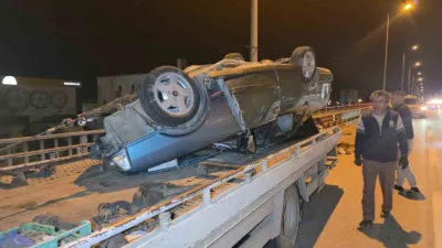 Antalya’da alkollü sürücünün kontrolünden çıkarak takla atan Tofaş marka otomobil