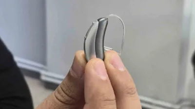 Odyometrist Ahmet Avcı, işitme cihazlarının kişiye özel ayarlanması gerektiğini belirterek,