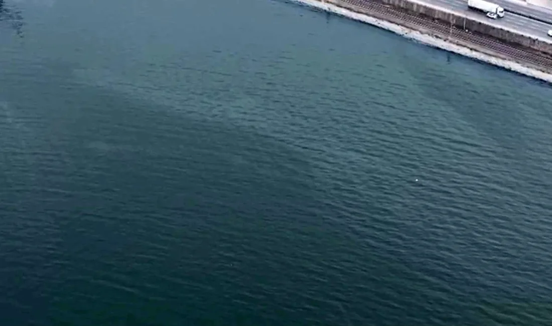 İzmir Büyükşehir Belediyesi’nin dron denetimlerinde Alaybey Tersanesi yakınlarında 11. kez