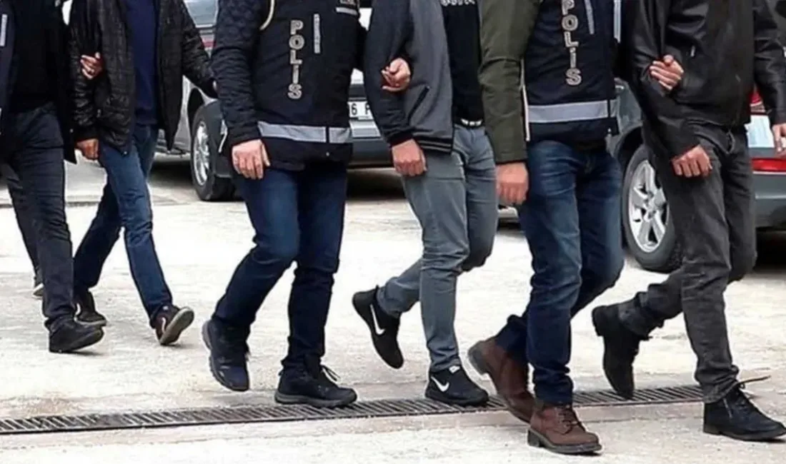 İzmir Cumhuriyet Başsavcılığı, okullara yönelik tehdit içerikli paylaşımlarla panik uyandırmaya