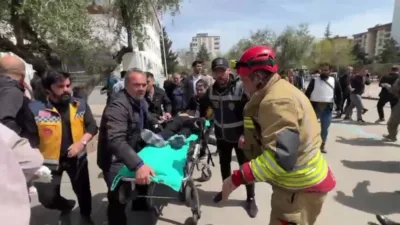 Kahramanmaraş Valisi Mükerrem Ünlüer, Onikişubat Aysel Çalık Ortaokulu’ndaki silahlı saldırıda