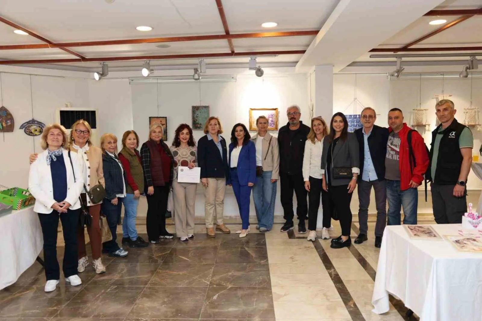 Marmaris Belediyesi Kültür ve Sanat Evi kursiyerlerinin bir yıl boyunca