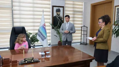 Marmaris Belediyesi’nde Koltuk Çocukların: Minik Başkanlardan "Spor Sahası" Talimatı!