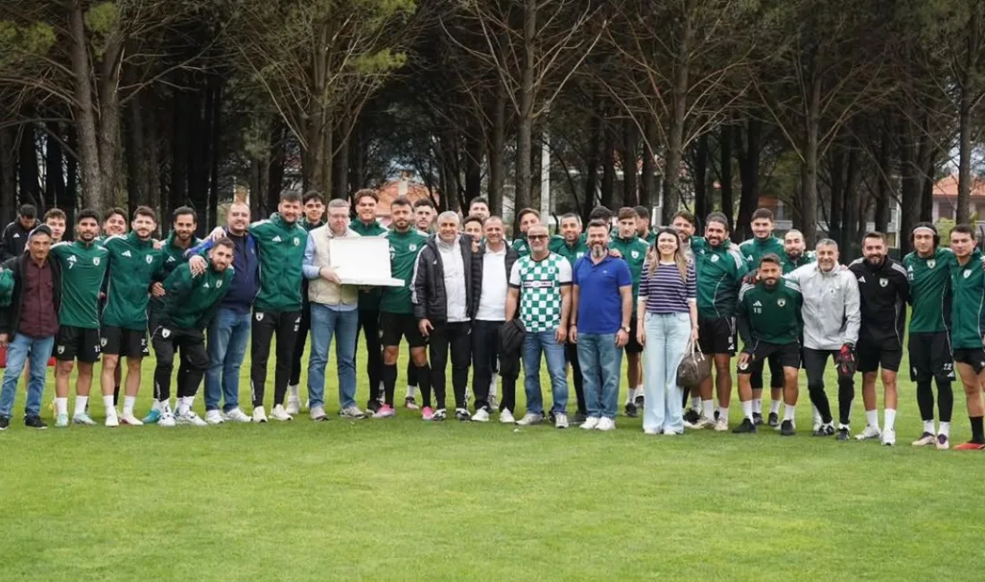 Muğla Büyükşehir Gazeteciler Cemiyeti Başkanı Cem Kaytan, Muğlaspor’un antrenmanını ziyaret
