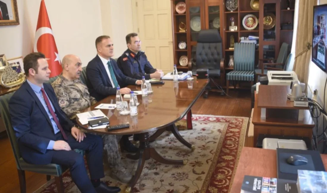 
Muğla’da İçişleri ve Milli Eğitim Bakanlığı’nın koordinasyonunda gerçekleştirilen VKS toplantısının