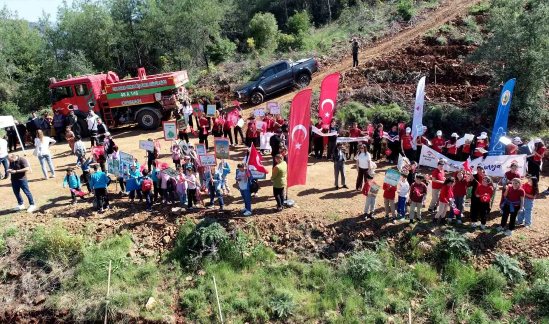 Ortaca'da yürütülen ‘Yeşil Vatan-Hayatın Kaynağı’ projesi kapsamında, kendi yetiştirdikleri fidanları
