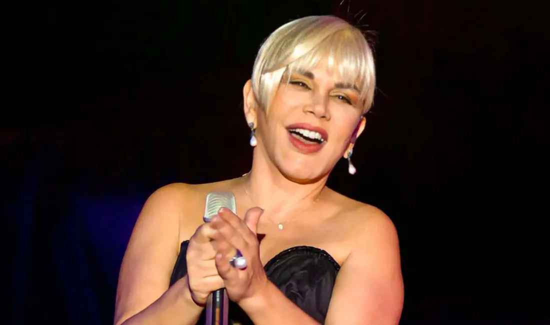 Türk pop müziğinin dev ismi Sezen Aksu, 9 şarkıdan oluşan