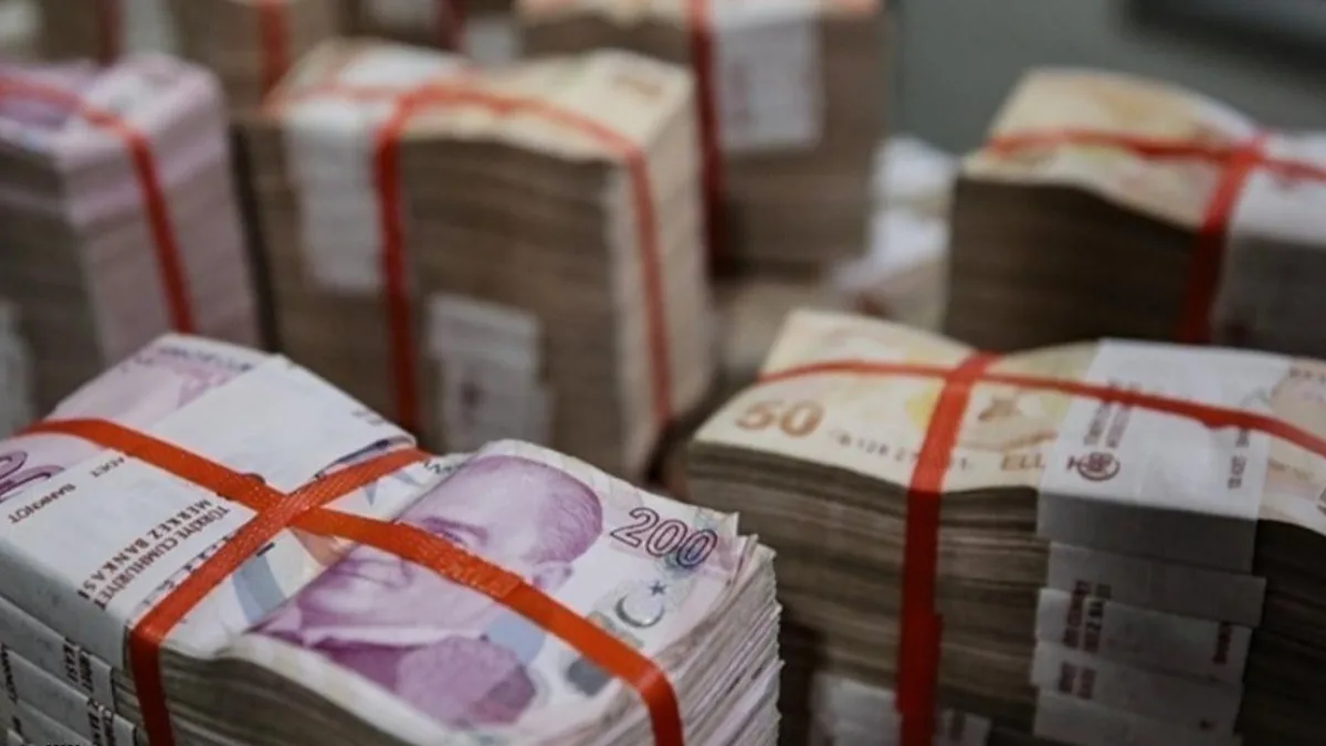 Telegram üzerinden yürütülen sahte para ticaretinde "makineden geçiyor" vaadiyle kargo