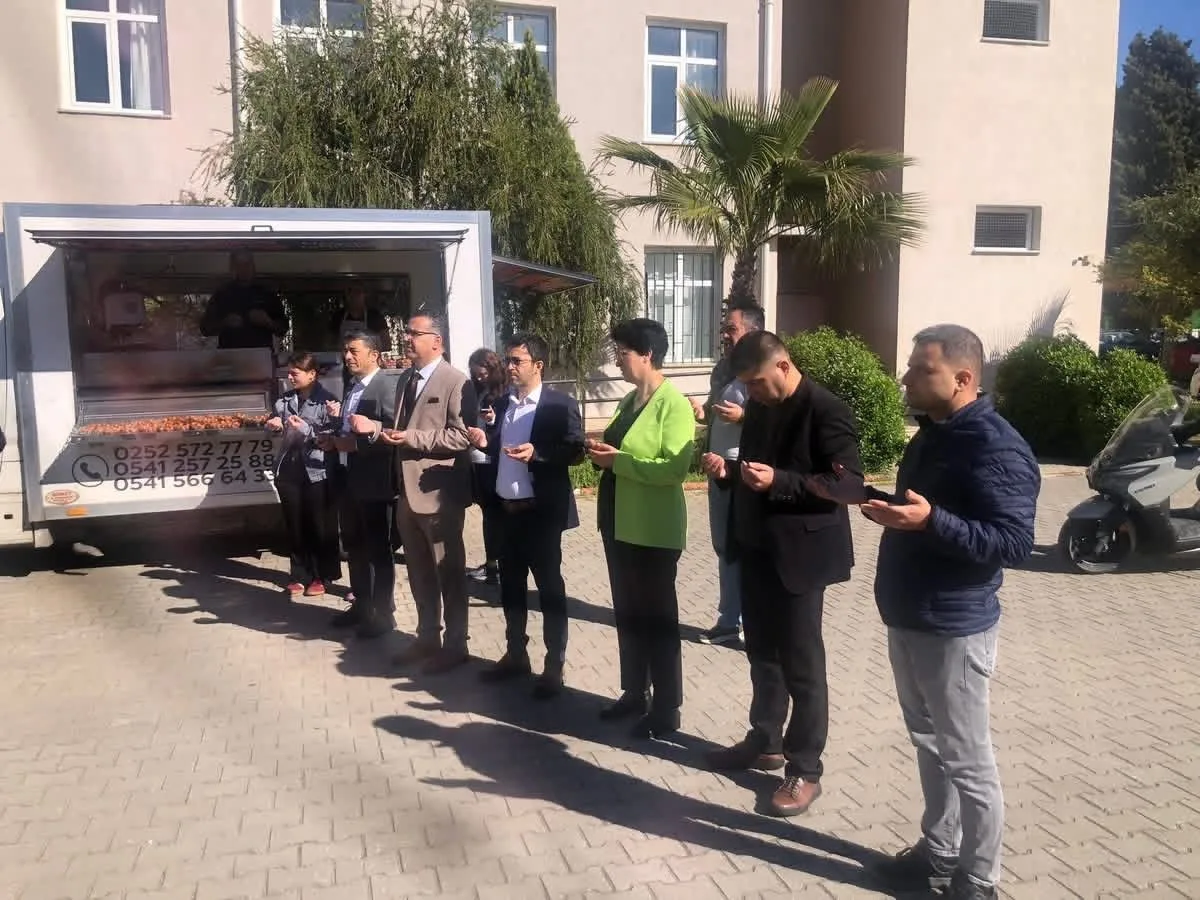 Yatağan İlçe Milli Eğitim Müdürlüğü ve sendika temsilcileri, Şanlıurfa ile