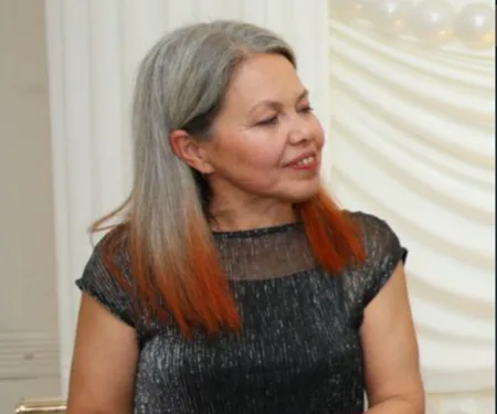 Selma Ünal yazar fotoğrafı