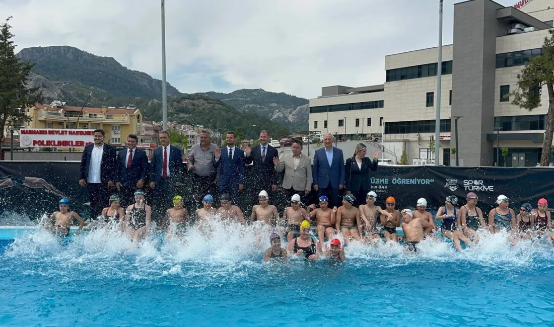 Marmaris Belediyesi’ne ait havuzun kapatılmasıyla mağdur olan ve antrenman için