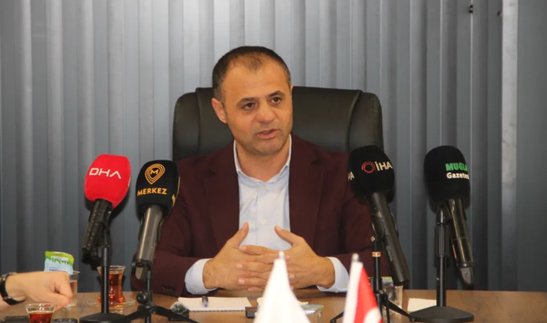 Muğlaspor Kulübü Başkanı Menaf Kıyanç, kulübe destek veren bürokratlara teşekkür