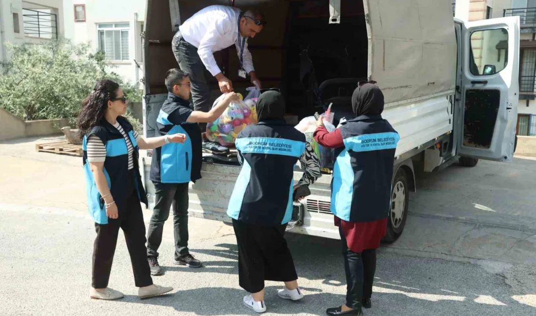 Bodrum Belediyesi, "Çocuklarımız Oyuncaksız Kalmasın" projesi kapsamında hayırseverlerin de desteğiyle