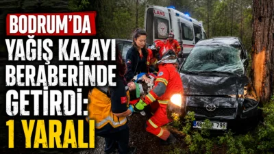 Bodrum’un Mazıköy Mahallesi’nde yoğun yağış nedeniyle kontrolden çıkan otomobil ağaca