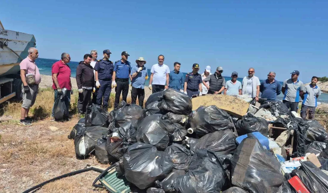 Datça'da 600 gönüllünün katılımıyla sekiz farklı noktada gerçekleştirilen "2. Karya
