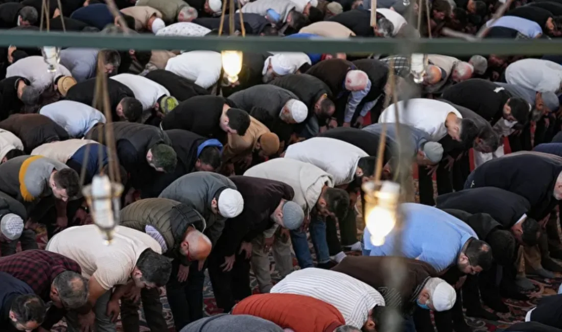 Diyanet İşleri Başkanlığı tarafından 2026 yılı Kurban Bayramı namaz vakitleri