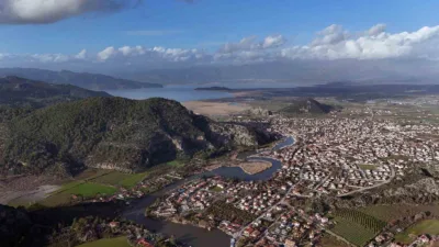 Muğla Valisi İdris Akbıyık başkanlığındaki toplantıda, Köyceğiz Gölü ve Dalyan