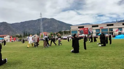 Köyceğiz’de 19 Mayıs Atatürk’ü Anma, Gençlik ve Spor Bayramı, çelenk