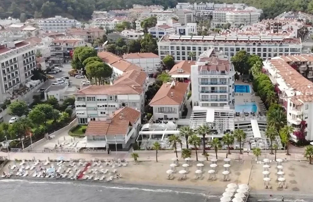 Marmaris'teki konaklama tesisleri, "Binaların Yangından Korunması Hakkında Yönetmelik" kapsamında verilen
