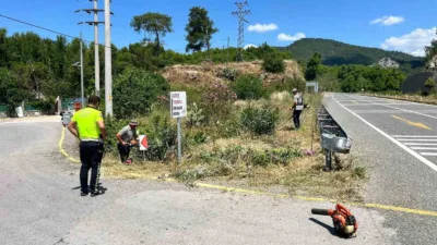 Marmaris Belediyesi ekipleri, bayram öncesinde kent genelinde yol güvenliğini artırmak