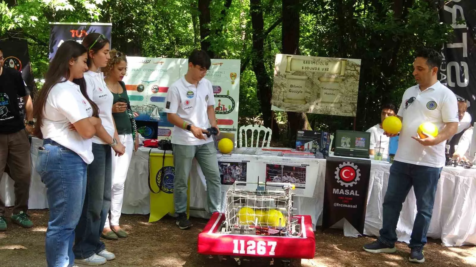 Marmaris'te düzenlenen 2026 Bağımsız Gençlik Festivali'nde 10 liseden gençler bilim,