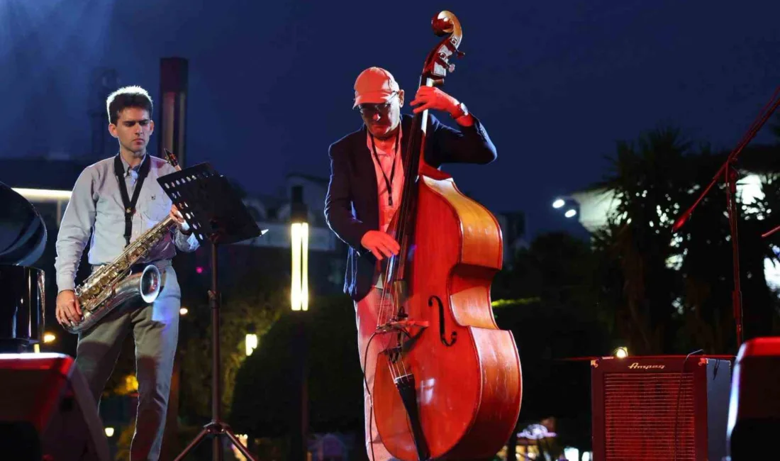 İtalya Salerno Giuseppe Martucci Konservatuvarı’nın "Fusion Project" ekibi, Marmaris’te sahne