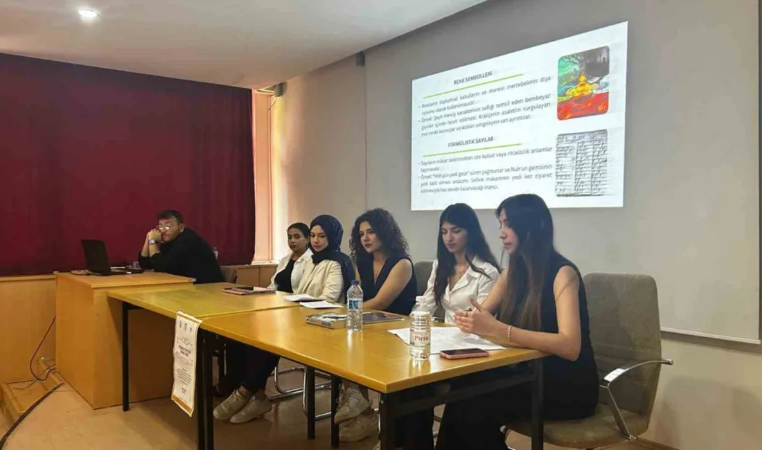 Muğla Sıtkı Koçman Üniversitesi'nde düzenlenen öğrenci panelinde, lisans ve lisansüstü
