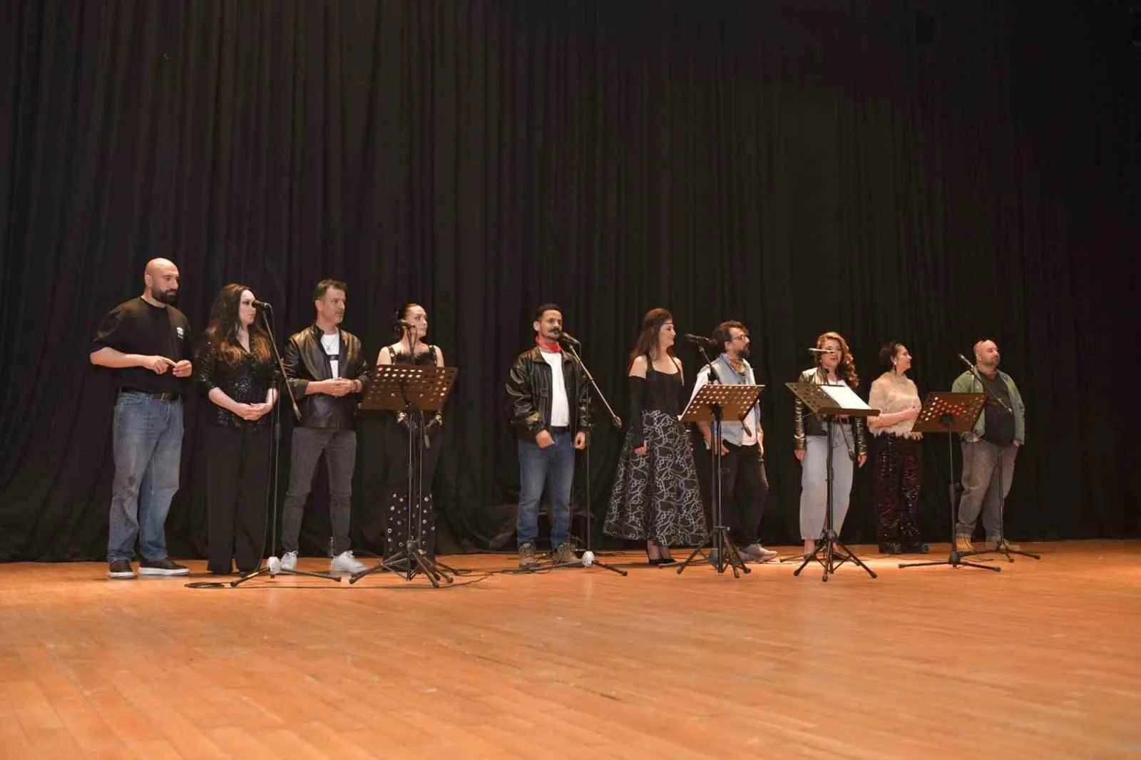 Muğla Sıtkı Koçman Üniversitesi’nde düzenlenen "Her Telden Her İlden 5"