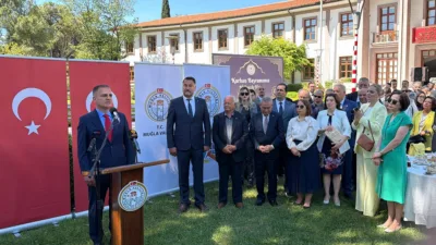 Kurban Bayramı vesilesiyle Muğla Valiliği tarafından düzenlenen geleneksel bayramlaşma programında