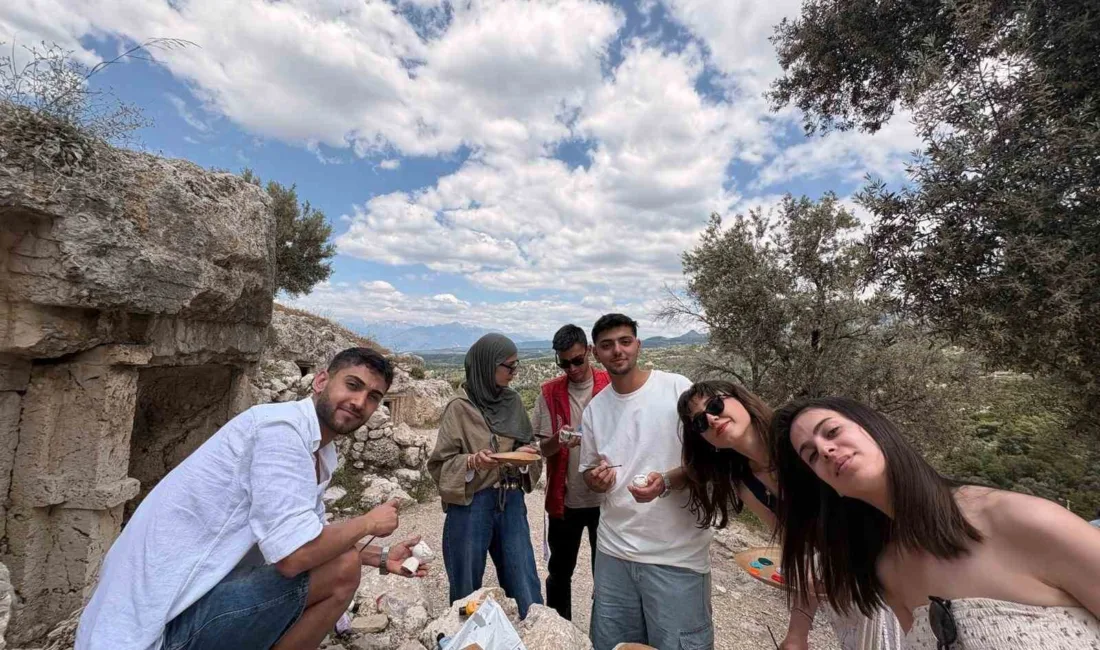 Menteşe Uluslararası Gençlik Merkezi gönüllüleri, "Muğla Gençlik Yılı" kapsamında düzenlenen