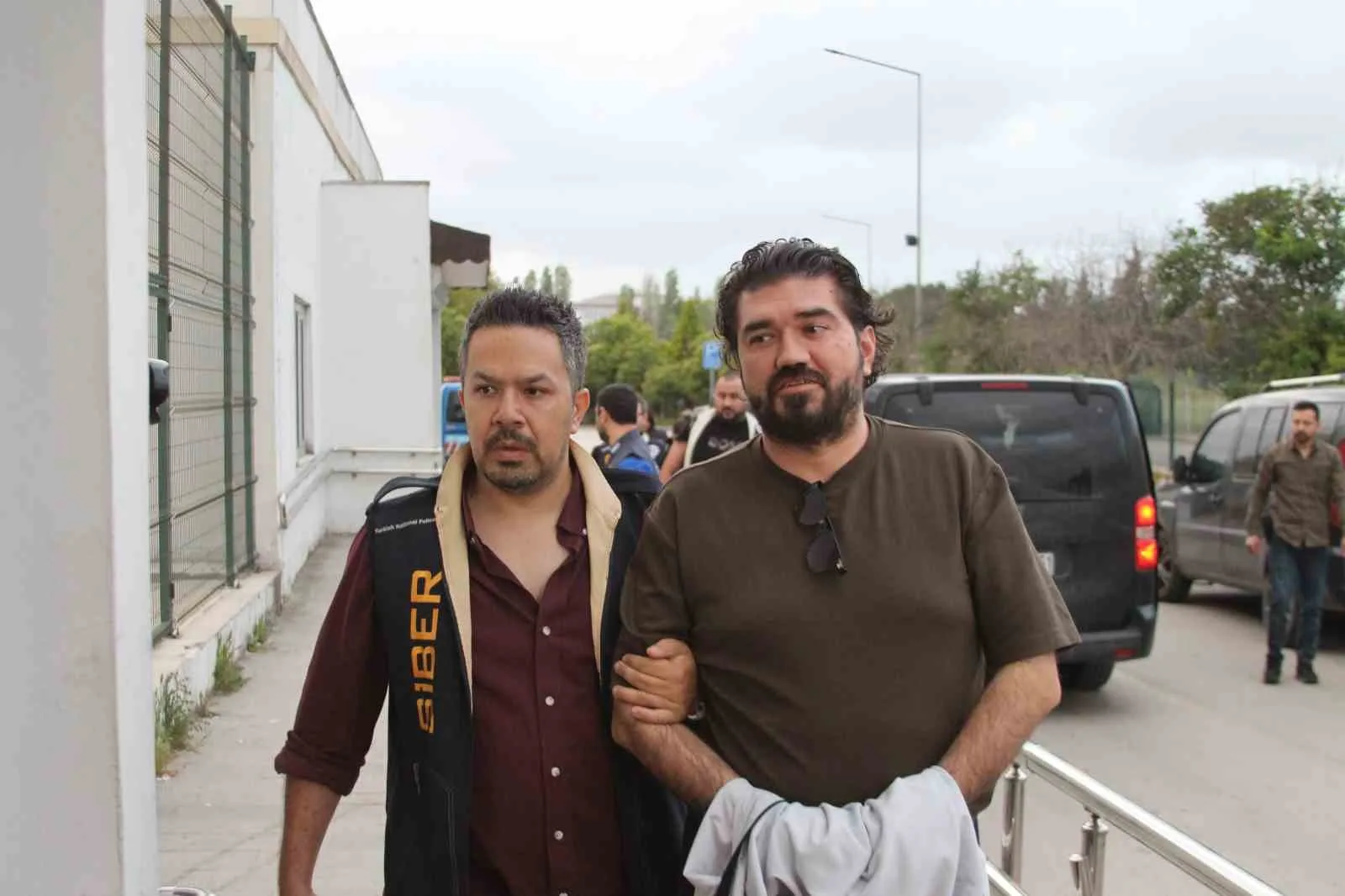 Adana merkezli 21 ilde düzenlenen yasa dışı bahis ve kara