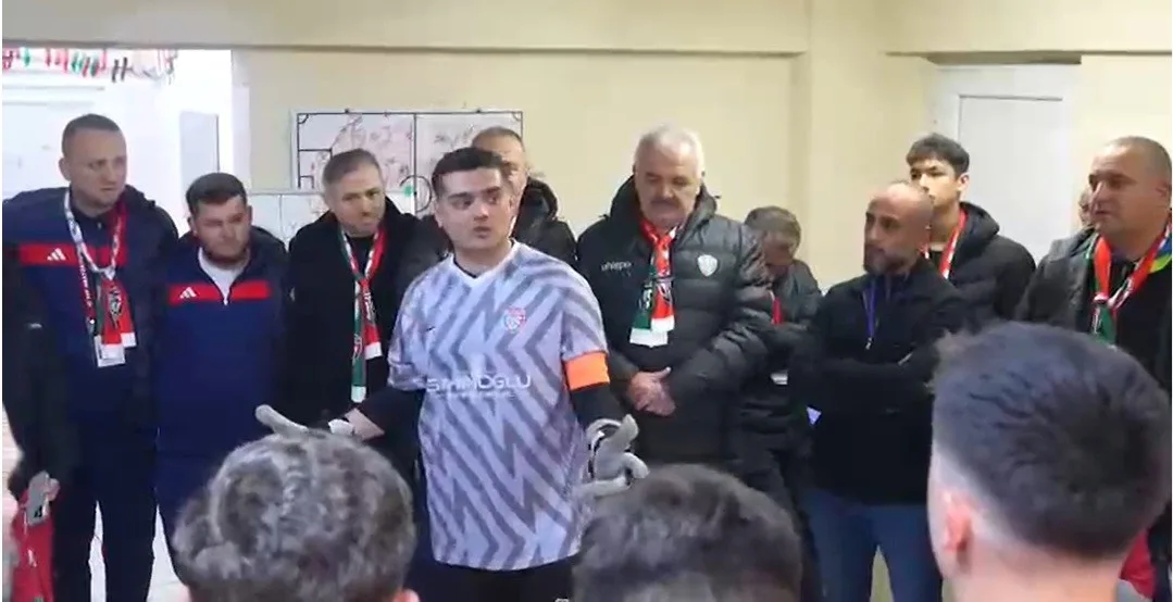 Osmanelispor kaptanı Mete Aktemur, Osmaneli Gençlerbirliği Spor ile oynadıkları şampiyonluk