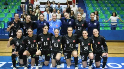 Kadınlar Hentbol Süper Ligi Play-off Grubu’nda Armada Praxis Yalıkavak Spor