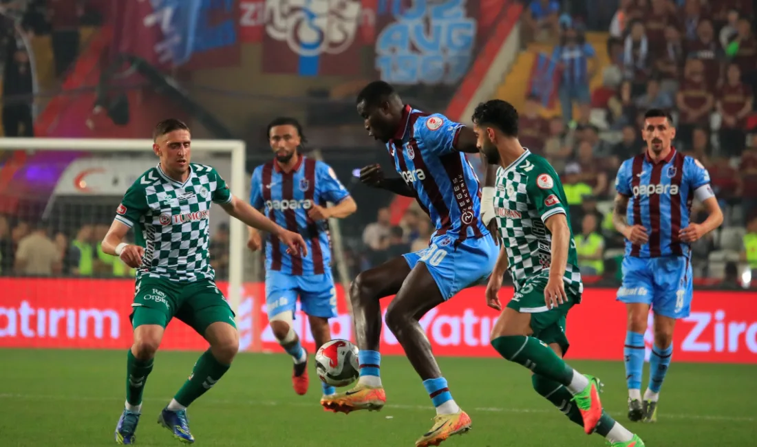 Trabzonspor, Ziraat Türkiye Kupası finalinde Konyaspor'u Paul Onuachu'nun golleriyle 2-1