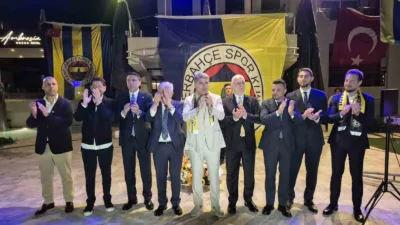 Fenerbahçe Başkan Adayı Hakan Safi, Bodrum'da kongre üyeleriyle buluşarak kulübün