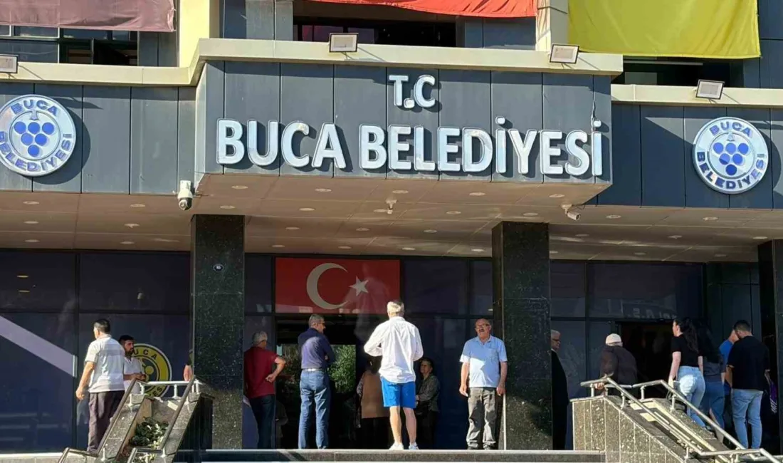 İzmir merkezli 6 ilde düzenlenen dev yolsuzluk ve rüşvet operasyonunda,