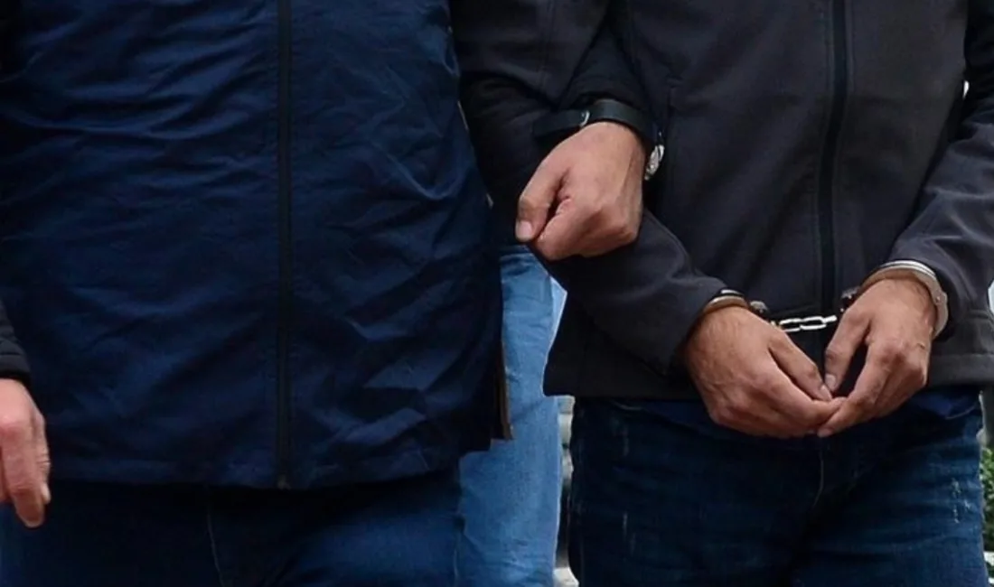 İzmir'de Seferihisar Belediye Başkanı İsmail Yetişkin ile Balçova Belediye Başkanı