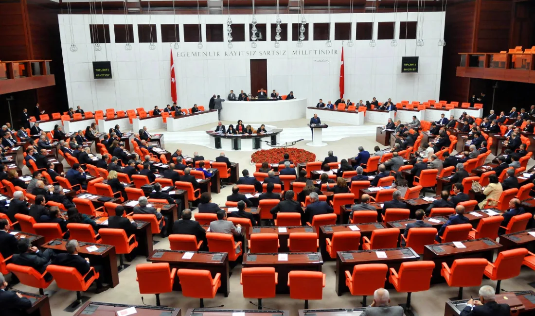 TBMM Başkanlığına sunulan 8’i CHP’li toplam 10 milletvekiline ait 11