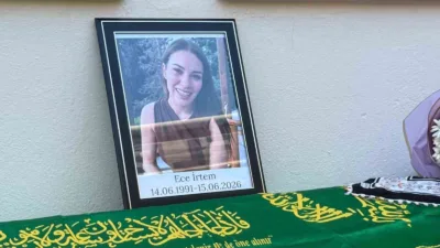 Genç yaşta hayatını kaybeden oyuncu Ece İrtem, Kuşadası'nda düzenlenen ve