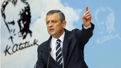 CHP’de olağanüstü kurultay hareketliliği sürerken, Özgür Özel’in yeni parti kuracağı