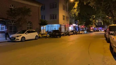 Bursa’nın İnegöl ilçesinde meydana gelen bıçaklı kavgada bir kişi ağır